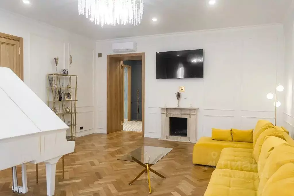 3-к кв. Санкт-Петербург ул. Рубинштейна, 4 (130.0 м) - Фото 1