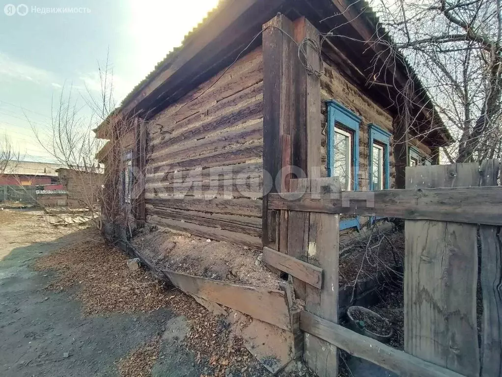 Дом в Кызыл, улица Шевченко (24.6 м) - Фото 1