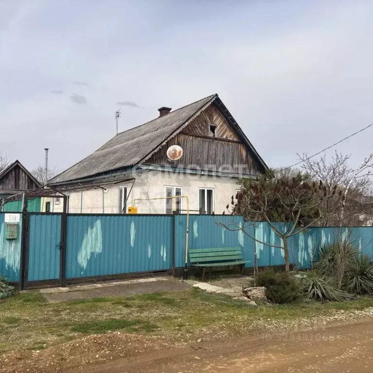 Дом в Краснодарский край, Апшеронский район, Нефтегорское городское ... - Фото 1