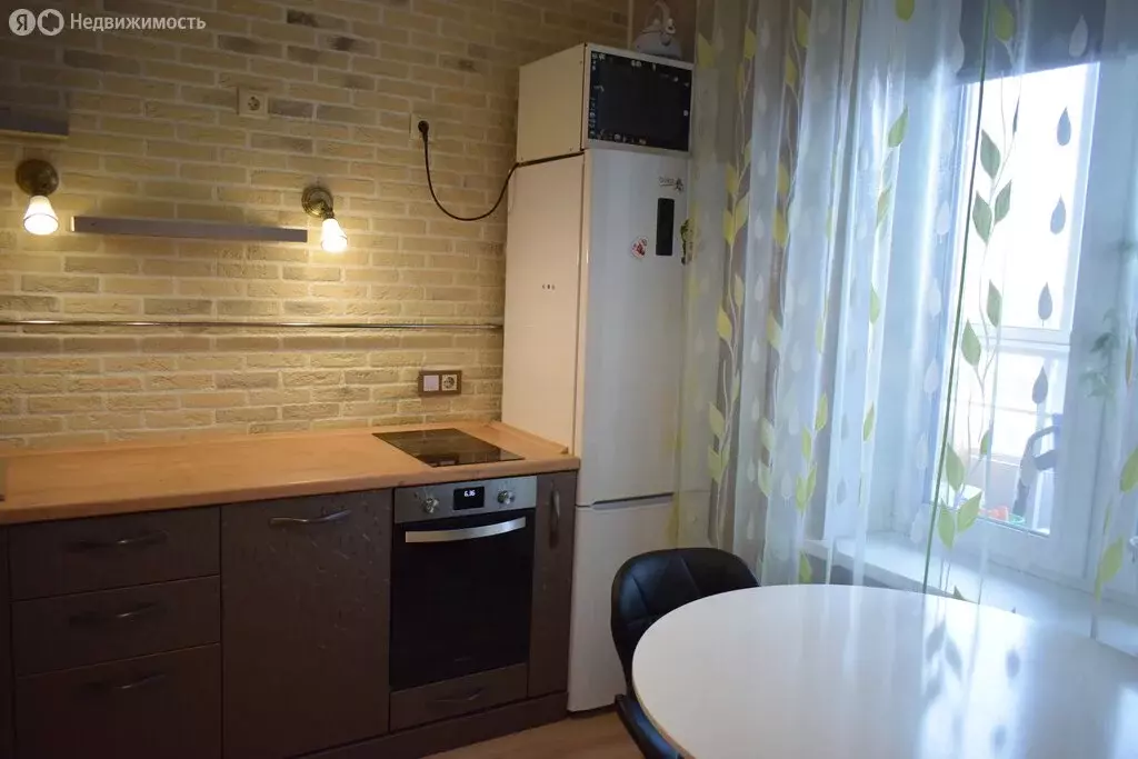 1-комнатная квартира: Екатеринбург, Лучистая улица, 2 (35.9 м) - Фото 2