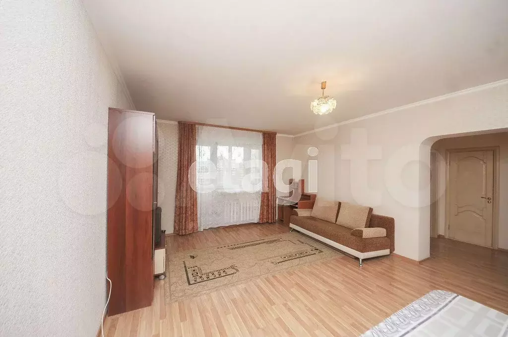 1-к. квартира, 60 м, 7/9 эт. - Фото 1