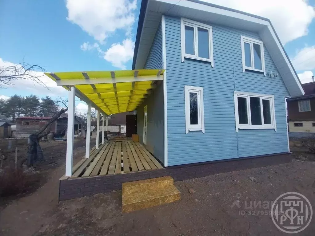 Дом в Ленинградская область, Шлиссельбург Кировский район, ... - Фото 1