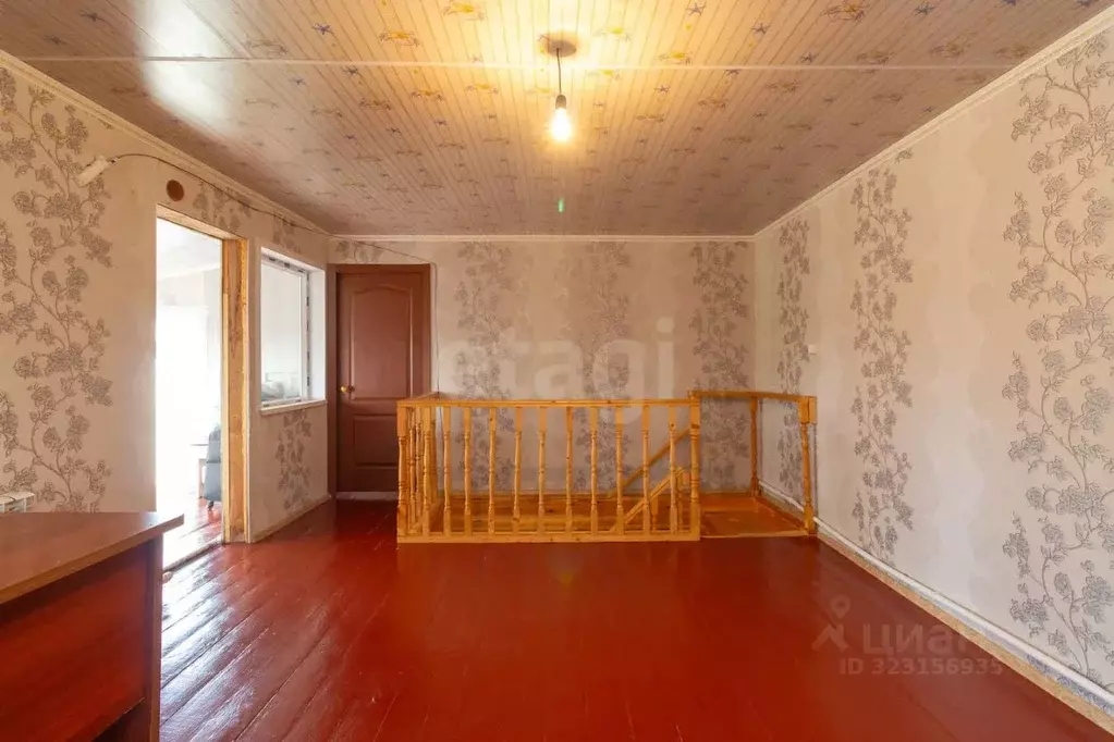 Дом в Красноярский край, Красноярск Рейдовая ул., 27А/633 (139 м) - Фото 1