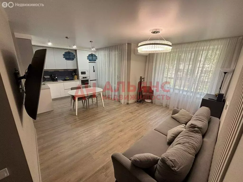 3-комнатная квартира: Самара, улица Гая, 22 (83 м) - Фото 1