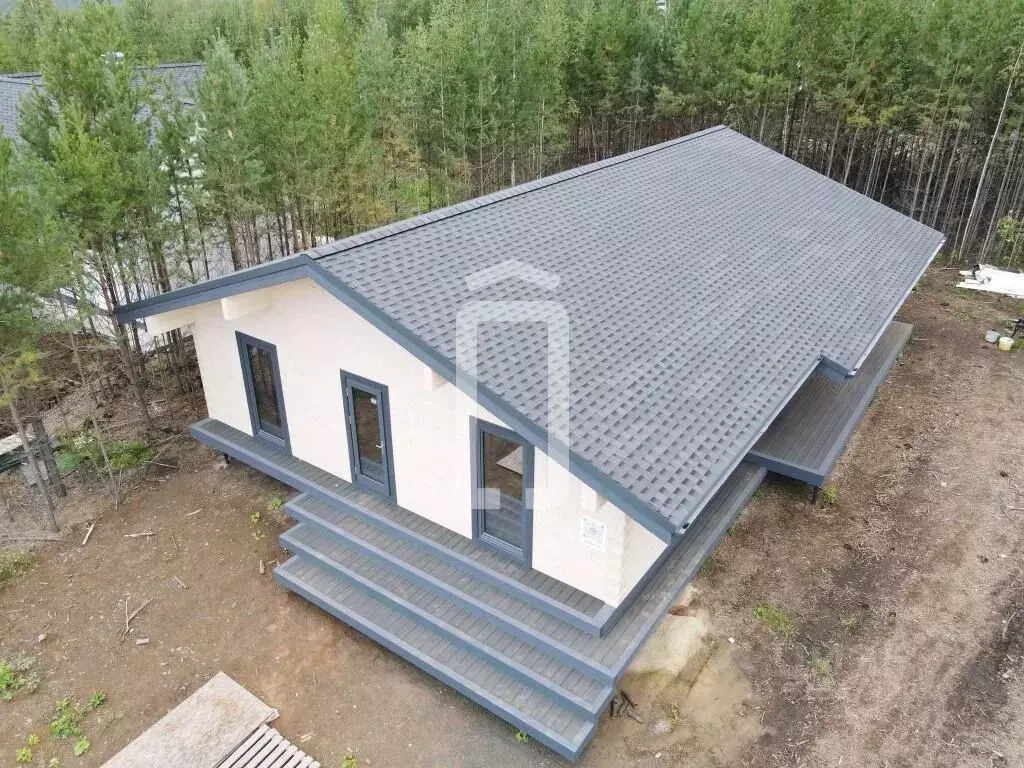 Дом в Свердловская область, Полевской муниципальный округ, с. ... - Фото 1