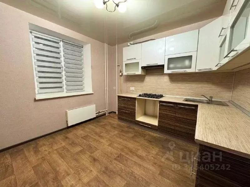 2-к кв. Волгоградская область, Волгоград Колосовая ул., 12 (71.8 м) - Фото 0