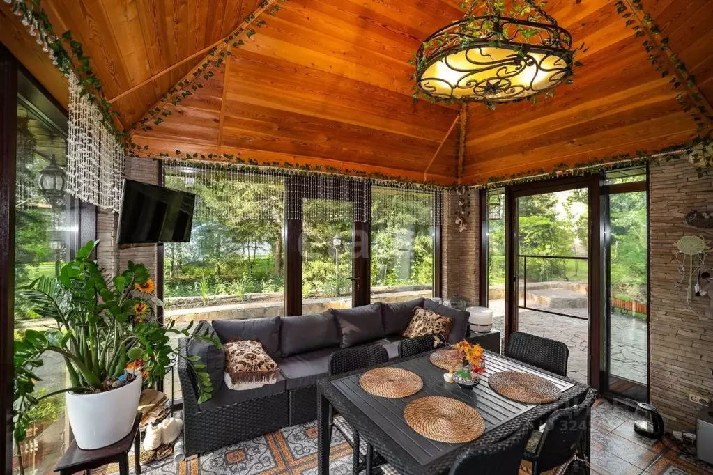 Дом в Тюменская область, Тюменский муниципальный округ, с. Перевалово ... - Фото 1