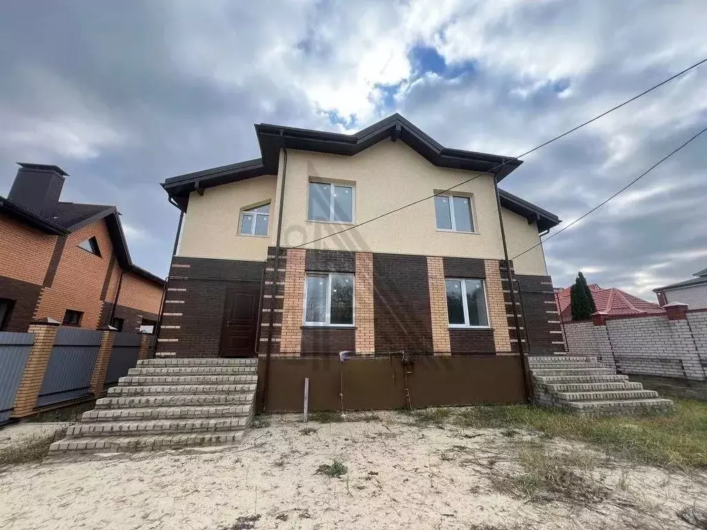 Таунхаус в Воронежская область, Воронеж Лесная Поляна-1 жилмассив, 12 ... - Фото 1