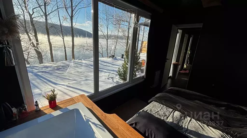 Комната Самарская область, Тольятти Бурлацкая ул., 7 - Фото 1