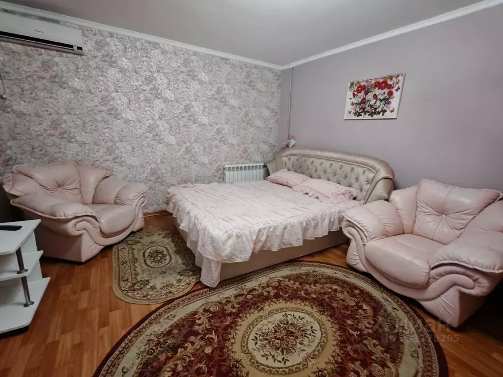 1-к кв. Севастополь просп. Октябрьской Революции, 23к1 (45.0 м) - Фото 1
