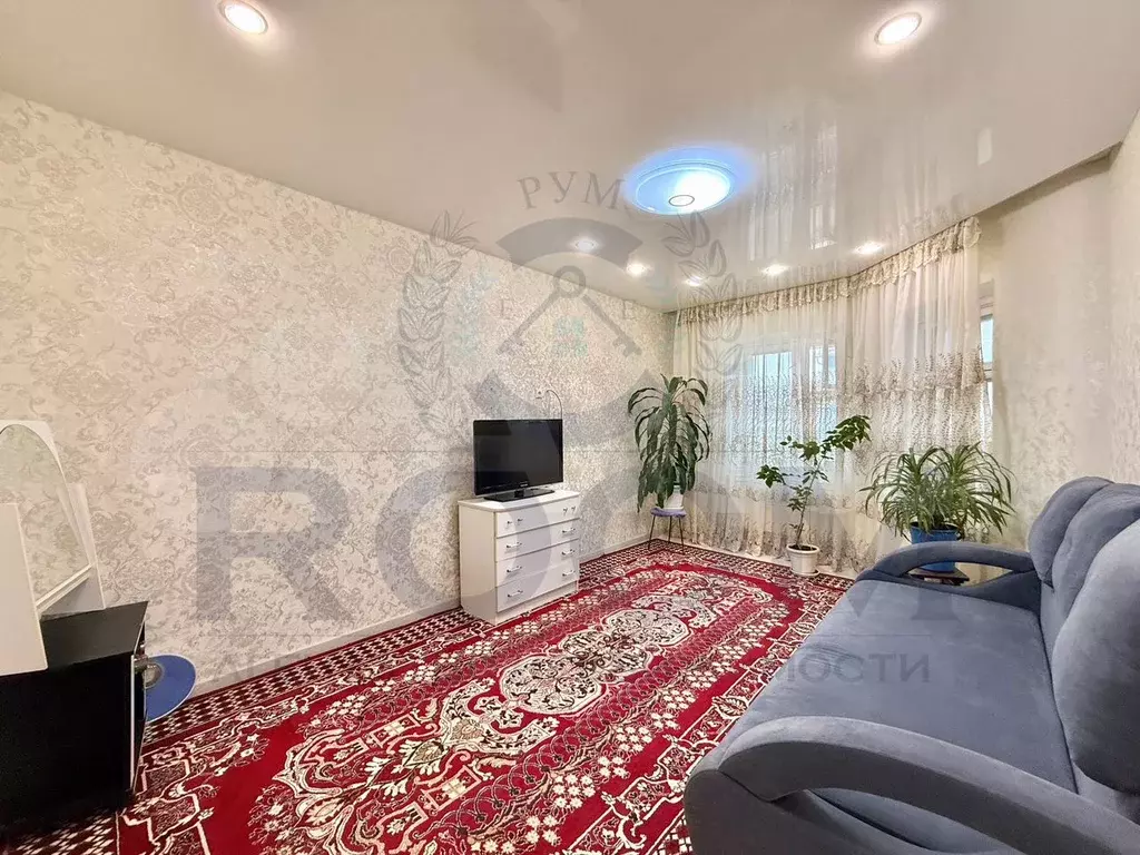 3-к. квартира, 65 м, 3/3 эт. - Фото 0