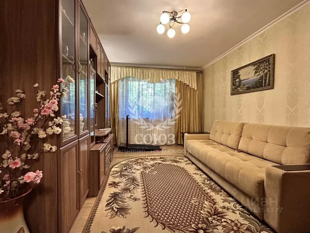3-к кв. Калужская область, Калуга Гвардейская ул., 5 (60.0 м) - Фото 1