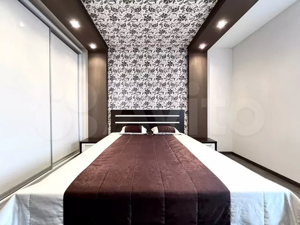 3-к. квартира, 90 м, 3/10 эт. - Фото 0