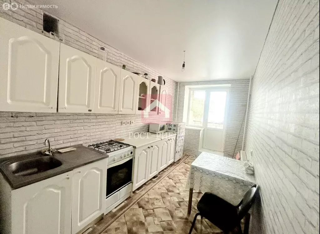 1-комнатная квартира: Саратов, улица имени Н.В. Исаева, 25 (35 м) - Фото 1