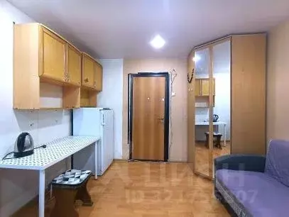 Комната Свердловская область, Екатеринбург ул. Сулимова, 28 (13.4 м) - Фото 0