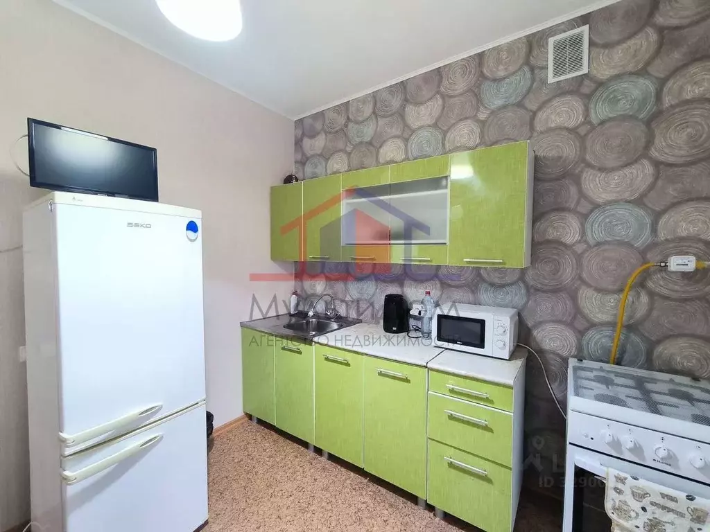 2-к кв. Белгородская область, Губкин Севастопольская ул., 105 (59.2 м) - Фото 2
