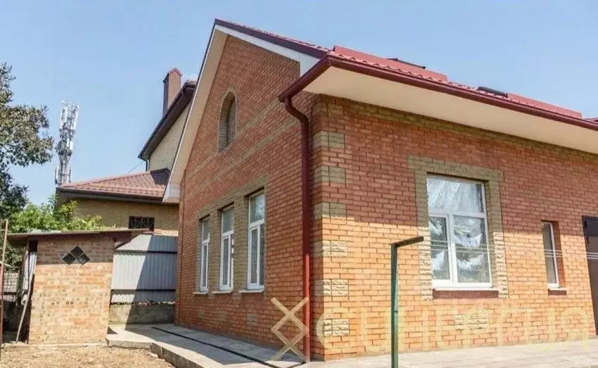 Дом в Ростовская область, Ростов-на-Дону Западная ул., 111 (240 м) - Фото 2