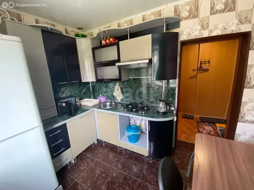2-комнатная квартира: Хвалынск, улица Луначарского, 41 (50 м) - Фото 1