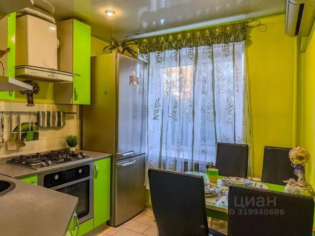 1-к кв. Самарская область, Сызрань Ульяновская ул., 105 (33.0 м) - Фото 1