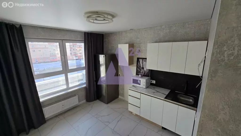 1-комнатная квартира: Барнаул, улица Солнечная Поляна, 94к1 (30 м) - Фото 0