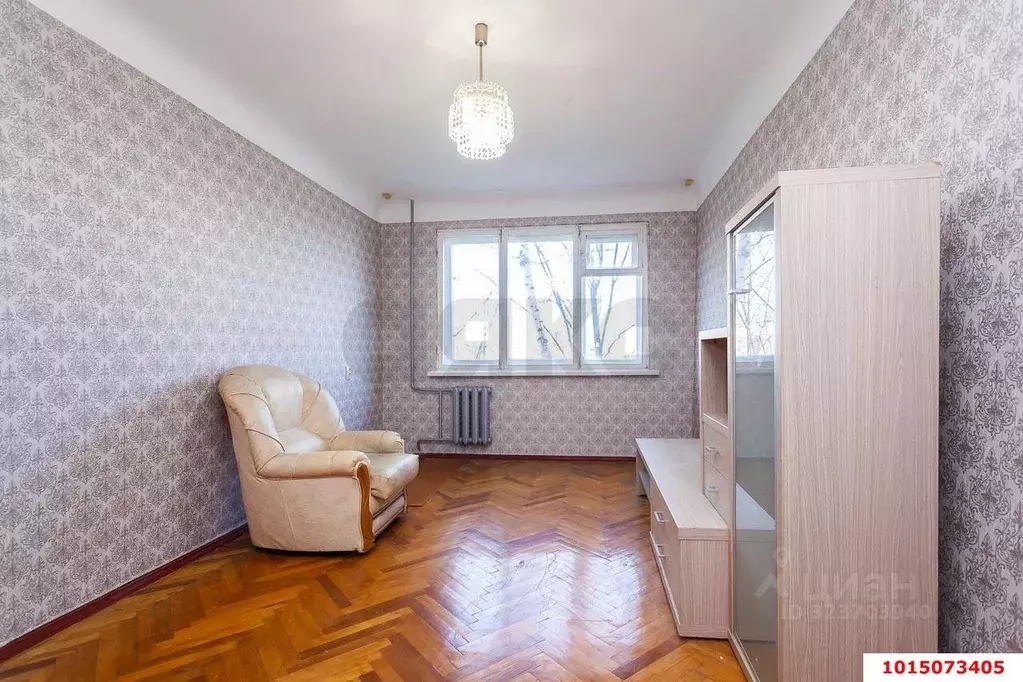 3-к кв. Краснодарский край, Краснодар Новороссийская ул. (62.8 м) - Фото 1