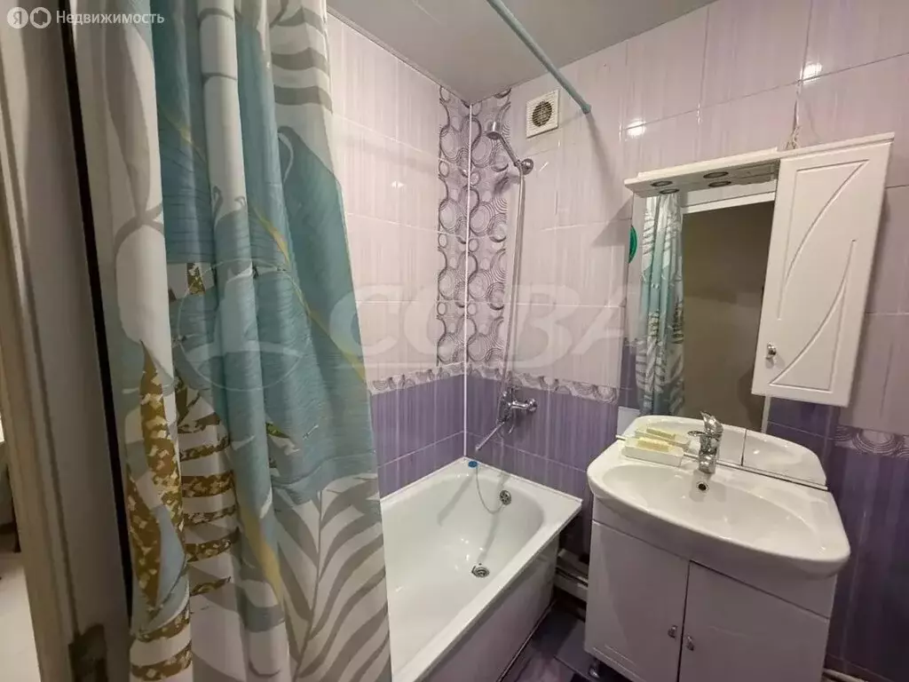 3-комнатная квартира: Махачкала, улица Юсупа Акаева, 3 (49.2 м) - Фото 1