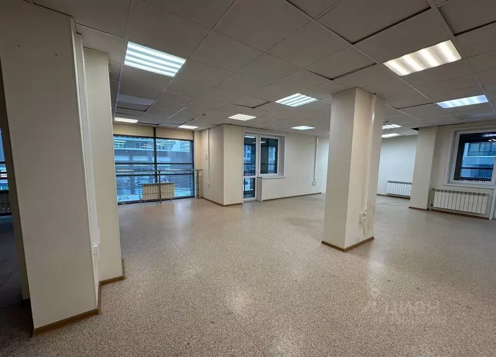 Офис в Свердловская область, Екатеринбург ул. Мира, 41 (382 м) - Фото 1