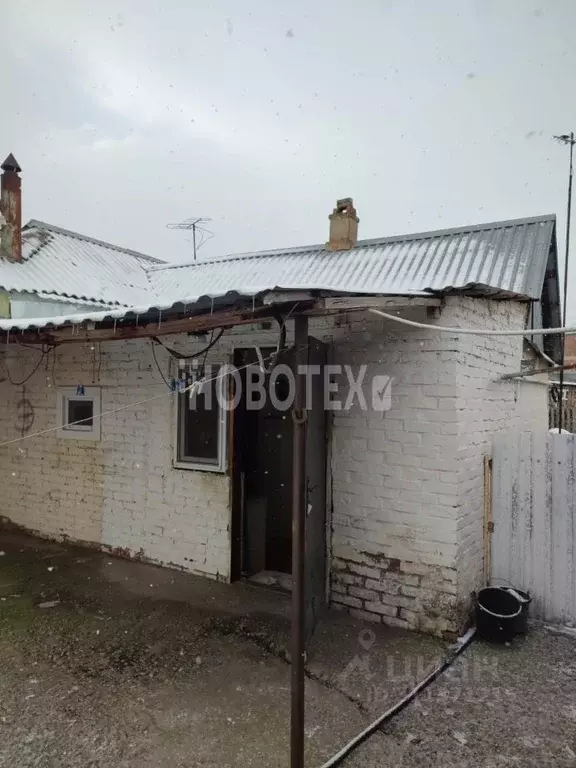 Дом в Краснодарский край, Кореновск ул. Седина, 40 (39 м) - Фото 1