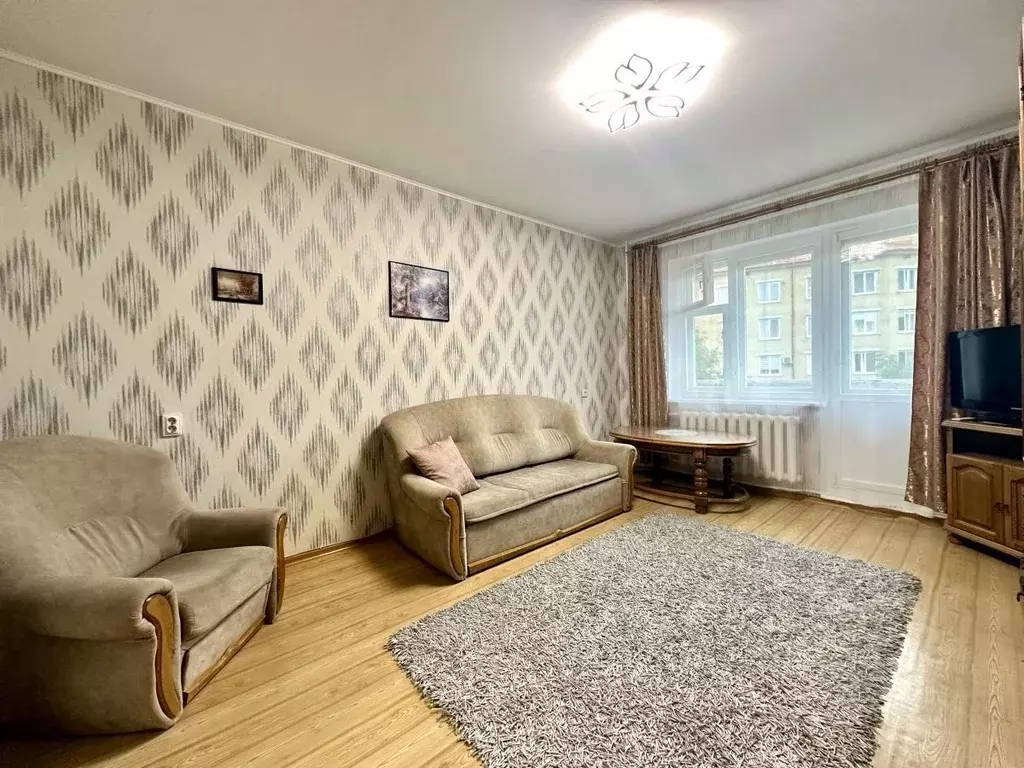 2-к кв. Калининградская область, Калининград Кутаисская ул., 1 (50.0 ... - Фото 1