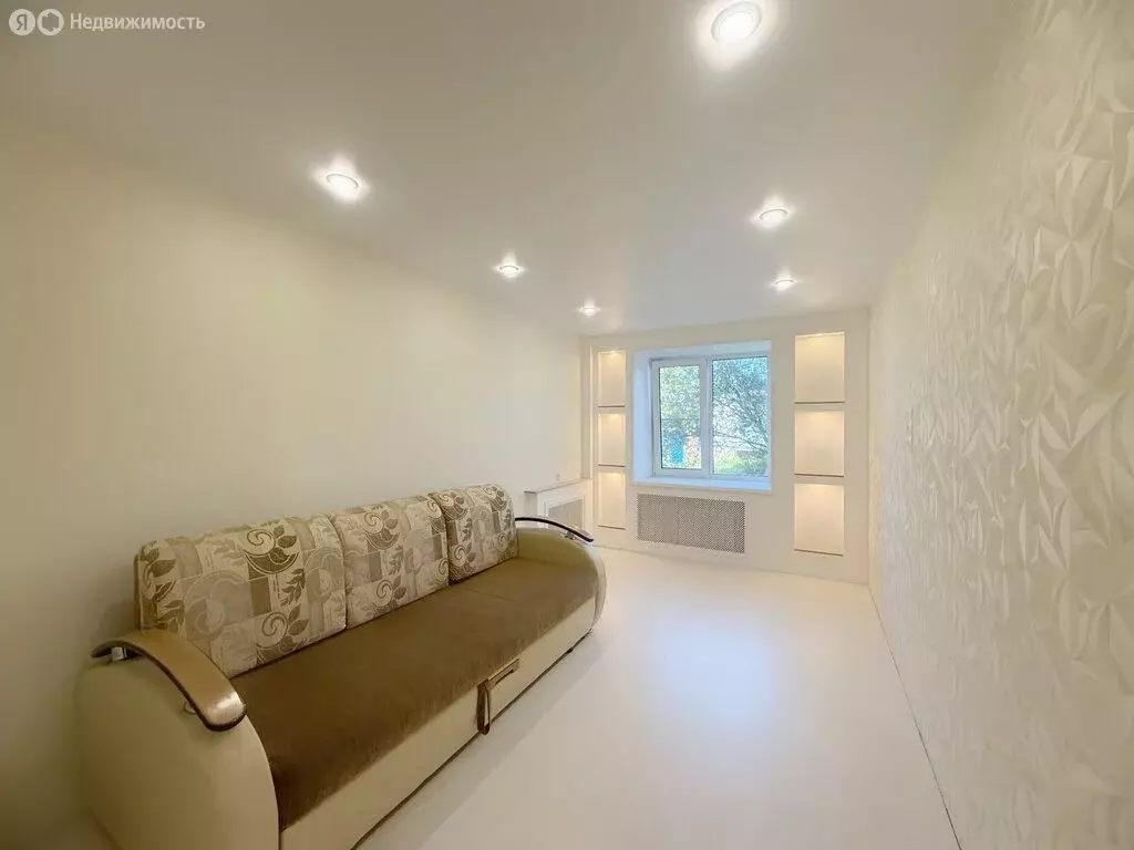 2-комнатная квартира: Чебоксары, улица Декабристов, 12 (60 м) - Фото 2