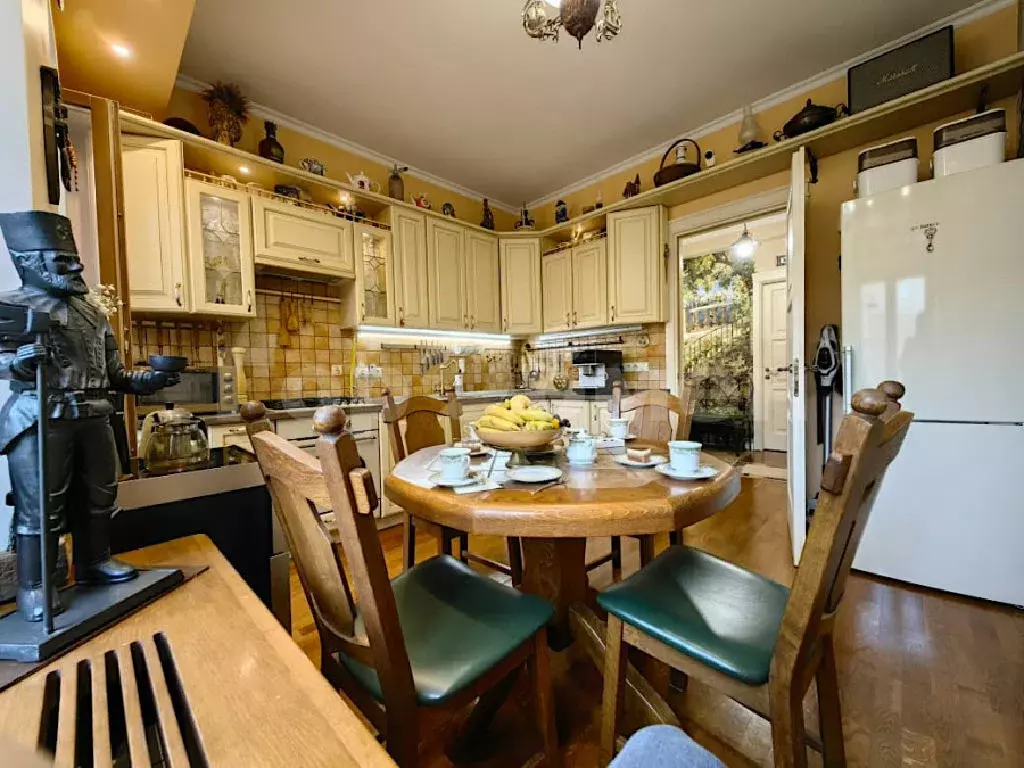 Продается 3-комнатная квартира - Фото 2