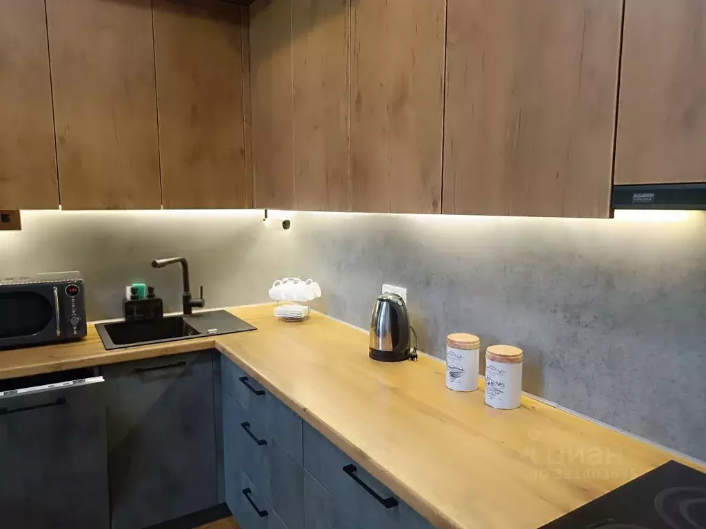 4-к кв. Челябинская область, Челябинск просп. Героя России Е.Н. ... - Фото 1