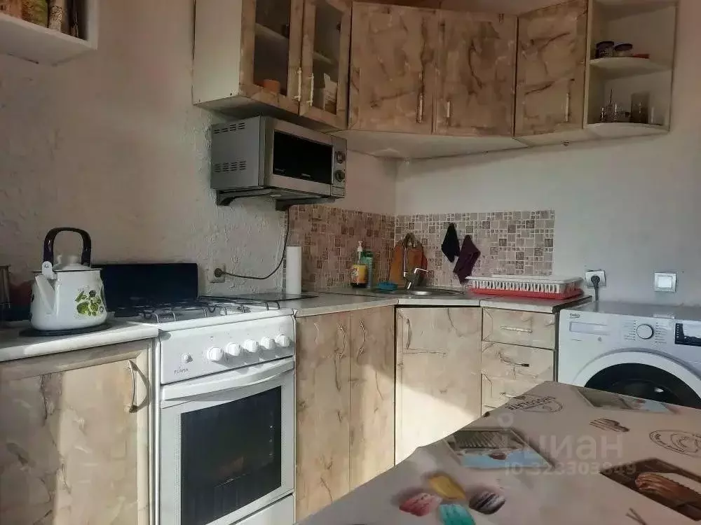 2-к кв. Калужская область, Бабынинский муниципальный округ, Воротынск ... - Фото 1