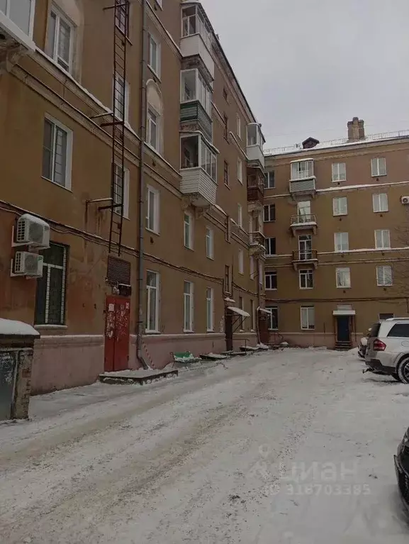 2-к кв. Кемеровская область, Юрга Ленинградская ул., 42 (56.0 м) - Фото 0