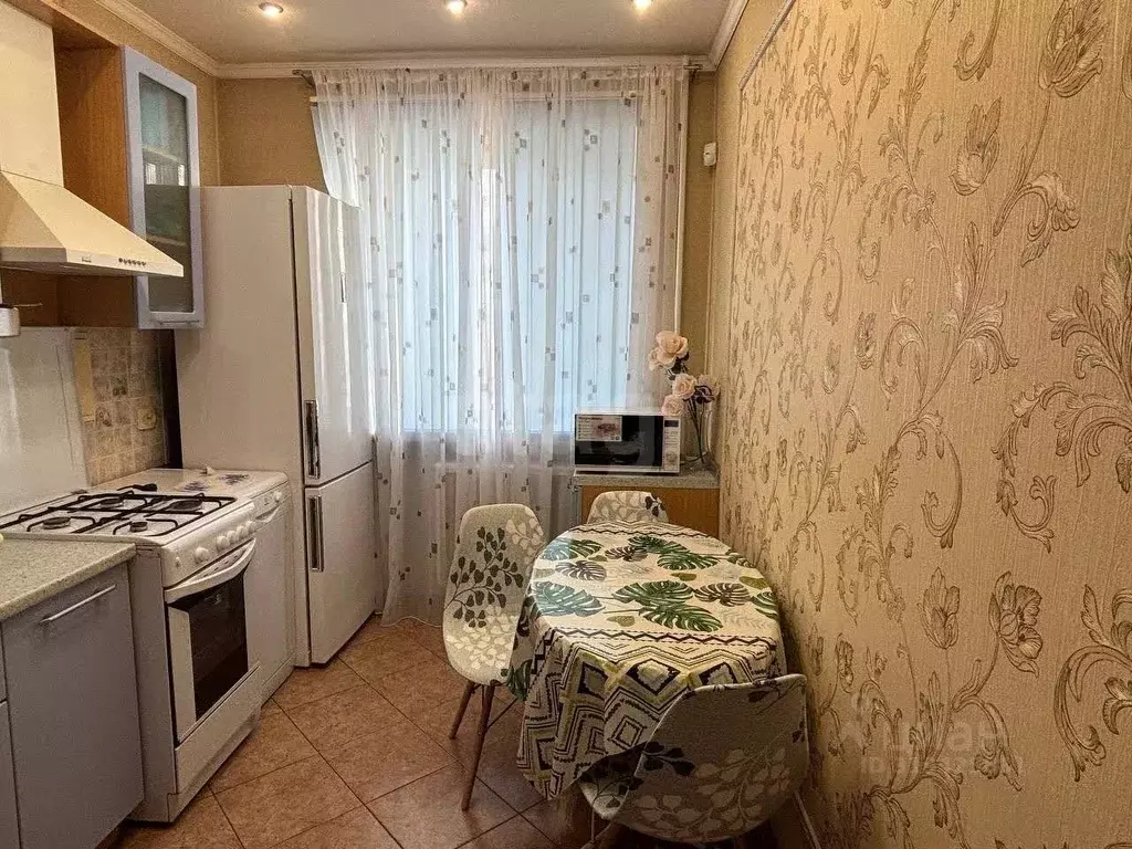 2-к кв. Ямало-Ненецкий АО, Новый Уренгой 2-й мкр, ул. ... - Фото 1