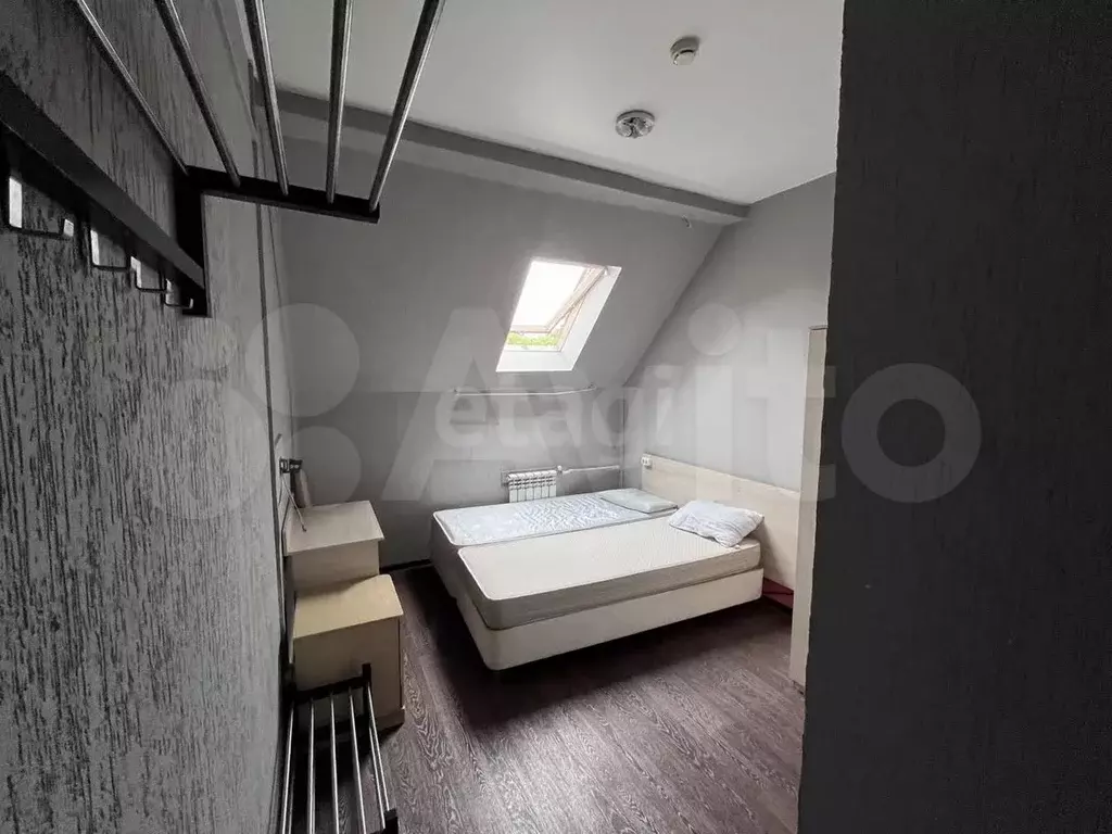 Апартаменты-студия, 13 м, 3/3 эт. - Фото 1