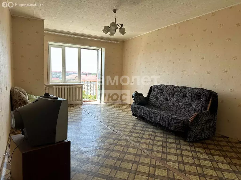 1-комнатная квартира: Ишим, улица Карла Маркса, 21 (50 м) - Фото 1