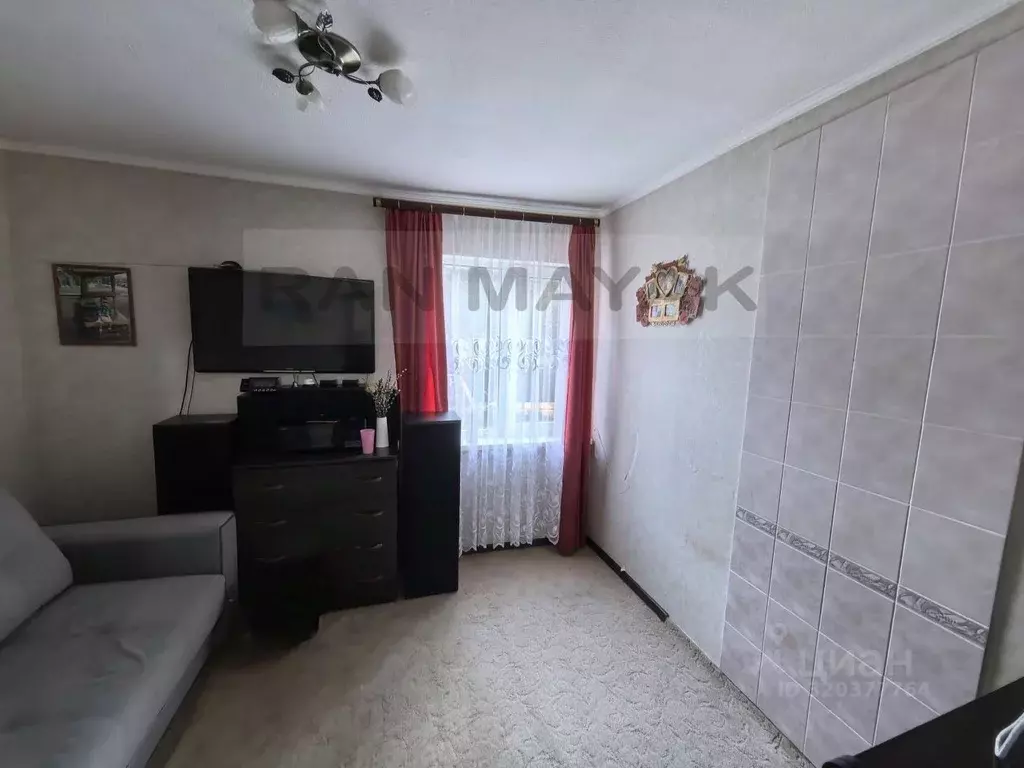 2-к кв. Адыгея, Майкоп ул. Ворошилова, 1 (38.0 м) - Фото 1