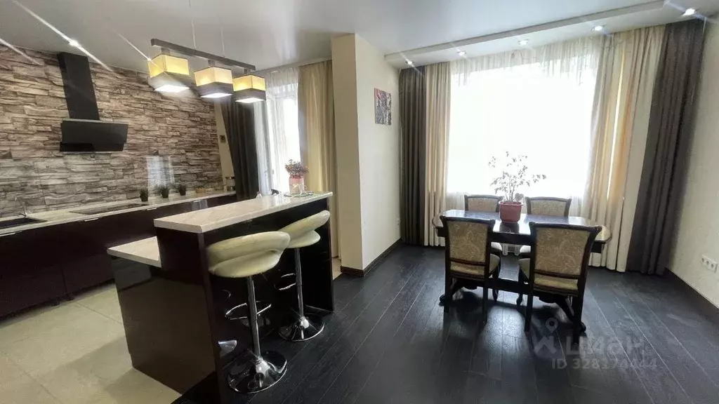 3-к кв. Удмуртия, Ижевск Советская ул., 49 (78.8 м) - Фото 1