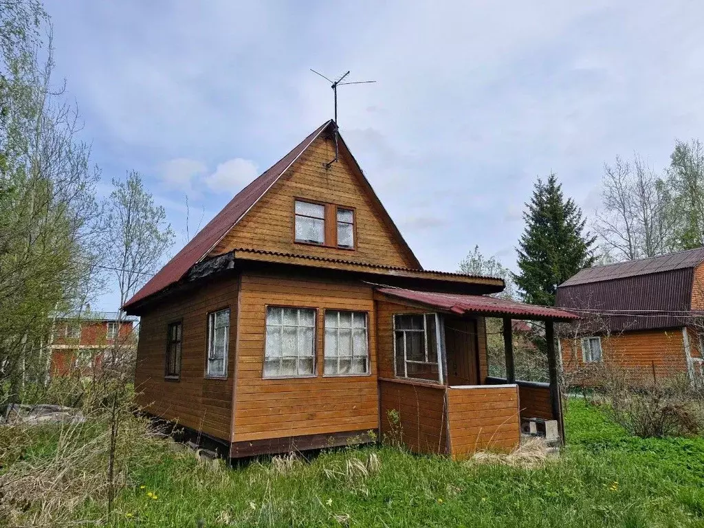 Дом в Ленинградская область, Лужский район, Мшинское с/пос, Мшинская ... - Фото 1