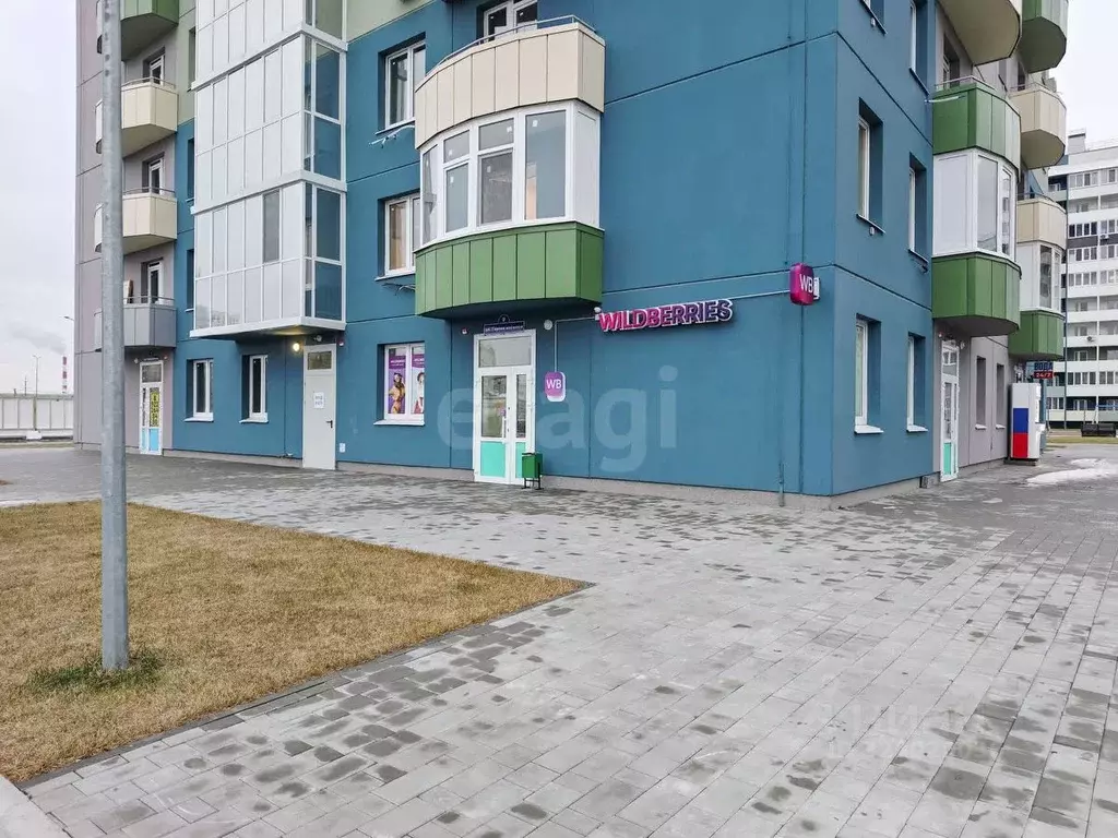 Помещение свободного назначения в Тюменская область, Тюмень ул. Героев ... - Фото 1