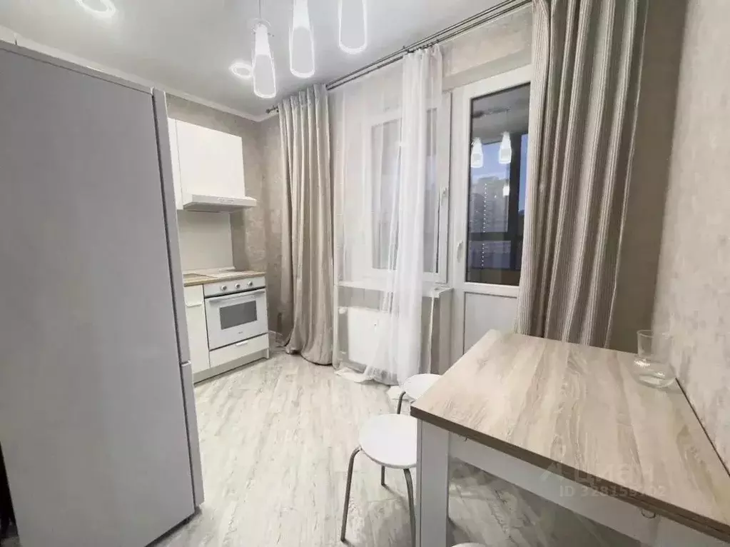 1-к кв. Татарстан, Казань просп. Альберта Камалеева, 32Б (33.0 м) - Фото 1