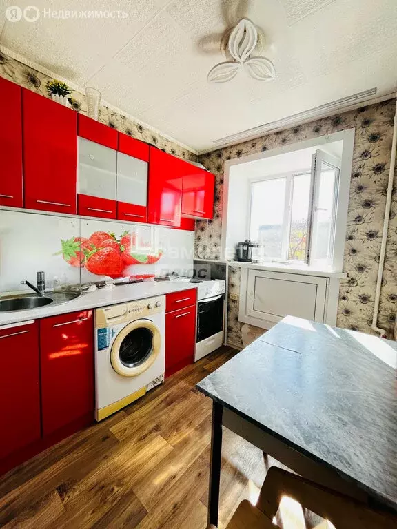 1-комнатная квартира: Бийск, улица Владимира Короленко, 33 (33.3 м) - Фото 1