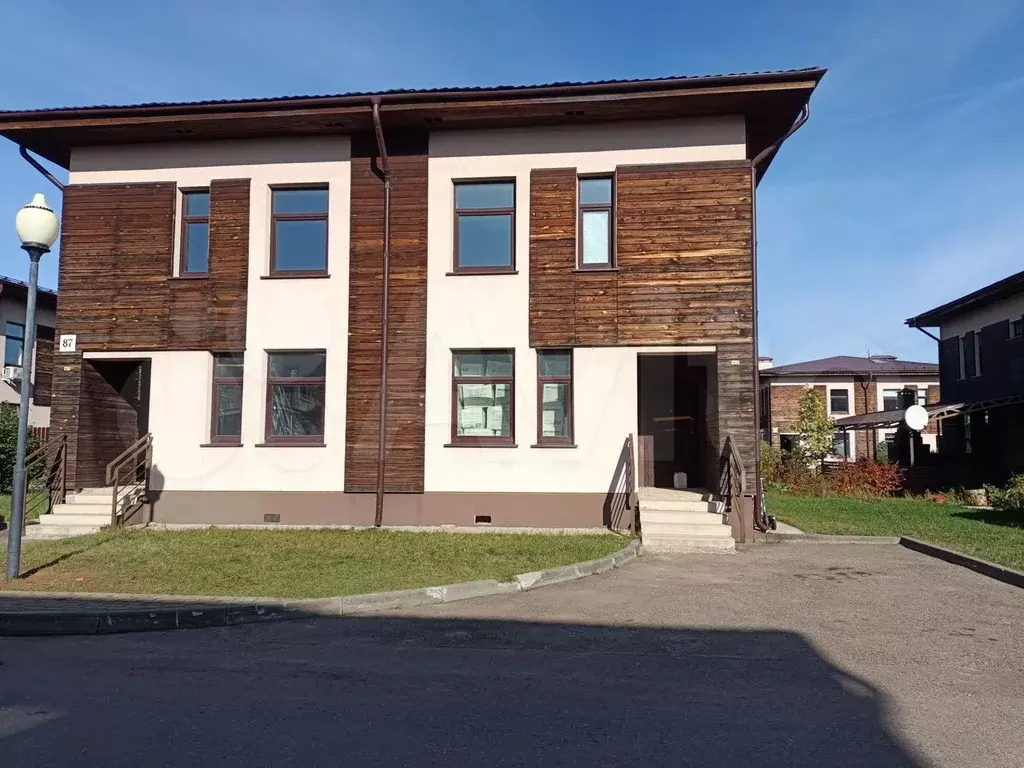 3-к. квартира, 154 м, 1/3 эт. - Фото 0