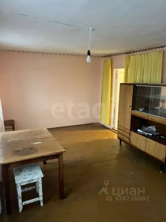 Дом в Алтайский край, Солтонский район, с. Карабинка пер. Школьный, 7 ... - Фото 1