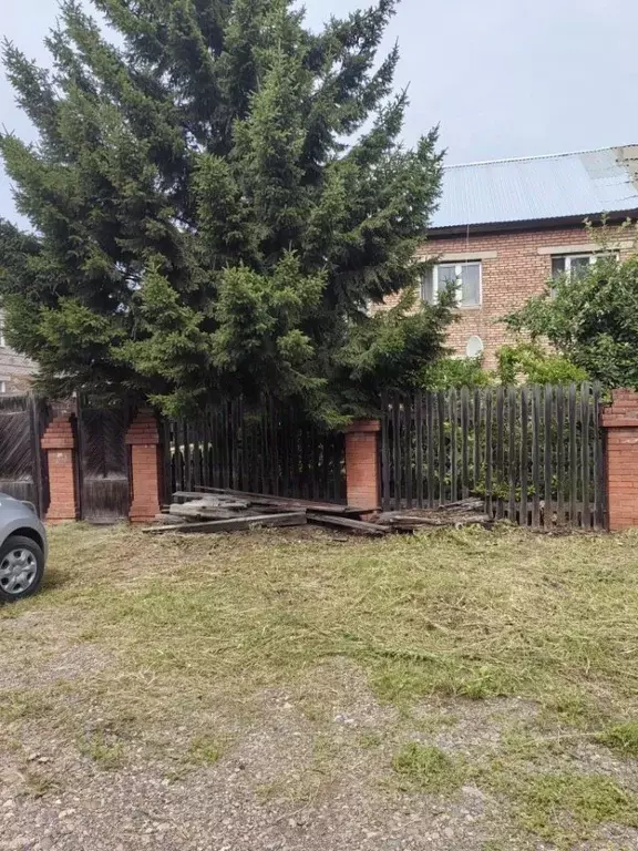 Дом в Красноярский край, Березовка пгт ул. Дружбы (117 м) - Фото 0