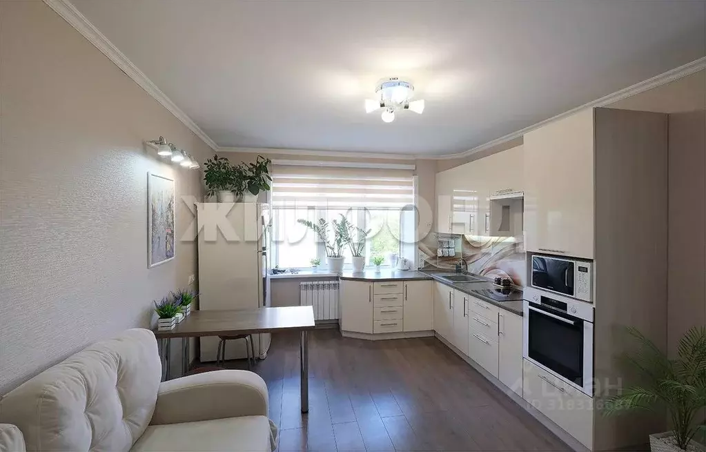 3-к кв. Новосибирская область, Новосибирск ул. Тюленина, 15 (66.0 м) - Фото 0