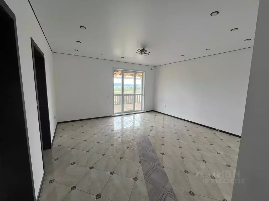 Дом в Иркутская область, Иркутский муниципальный округ, с. Хомутово ... - Фото 2