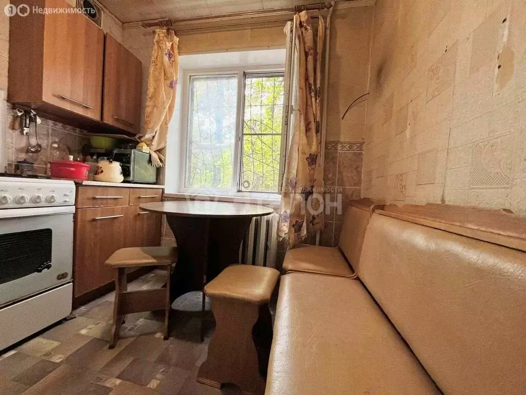 3-комнатная квартира: Волгоград, Краснополянская улица, 4 (57 м) - Фото 0