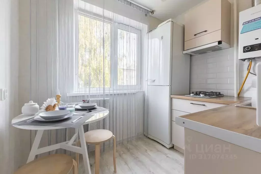 1-к кв. Татарстан, Казань ул. Космонавтов, 18 (30.0 м) - Фото 1